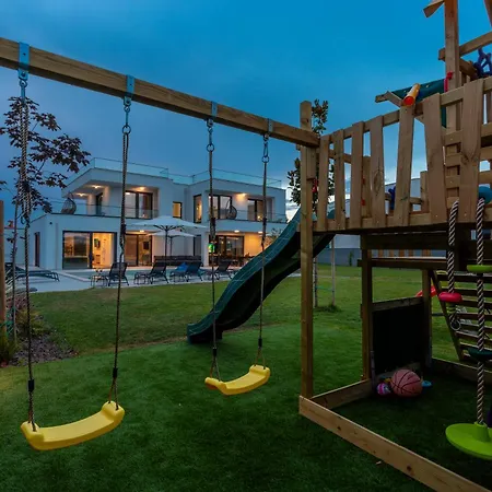 5 Star Luxury Villa78 Vila *