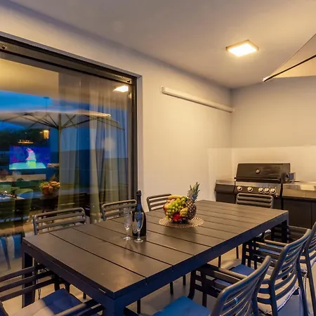 5 Star Luxury Villa78