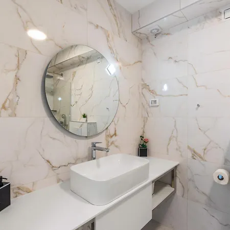 5 Star Luxury Villa78 Vila