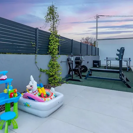 5 Star Luxury Villa78 * Banjole