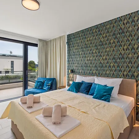 5 Star Luxury Villa78 Vila