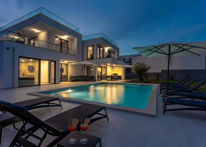 5 Star Luxury Villa78 * Banjole