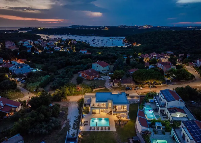 5 Star Luxury Villa78 Villa *